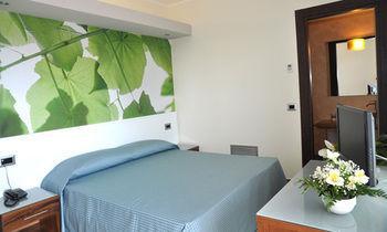 Hotel Porta Rosa 4*